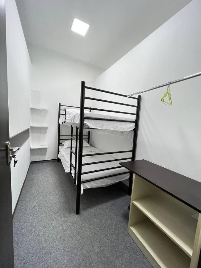 "Modeli" Hostel Tbilisi Esterno foto