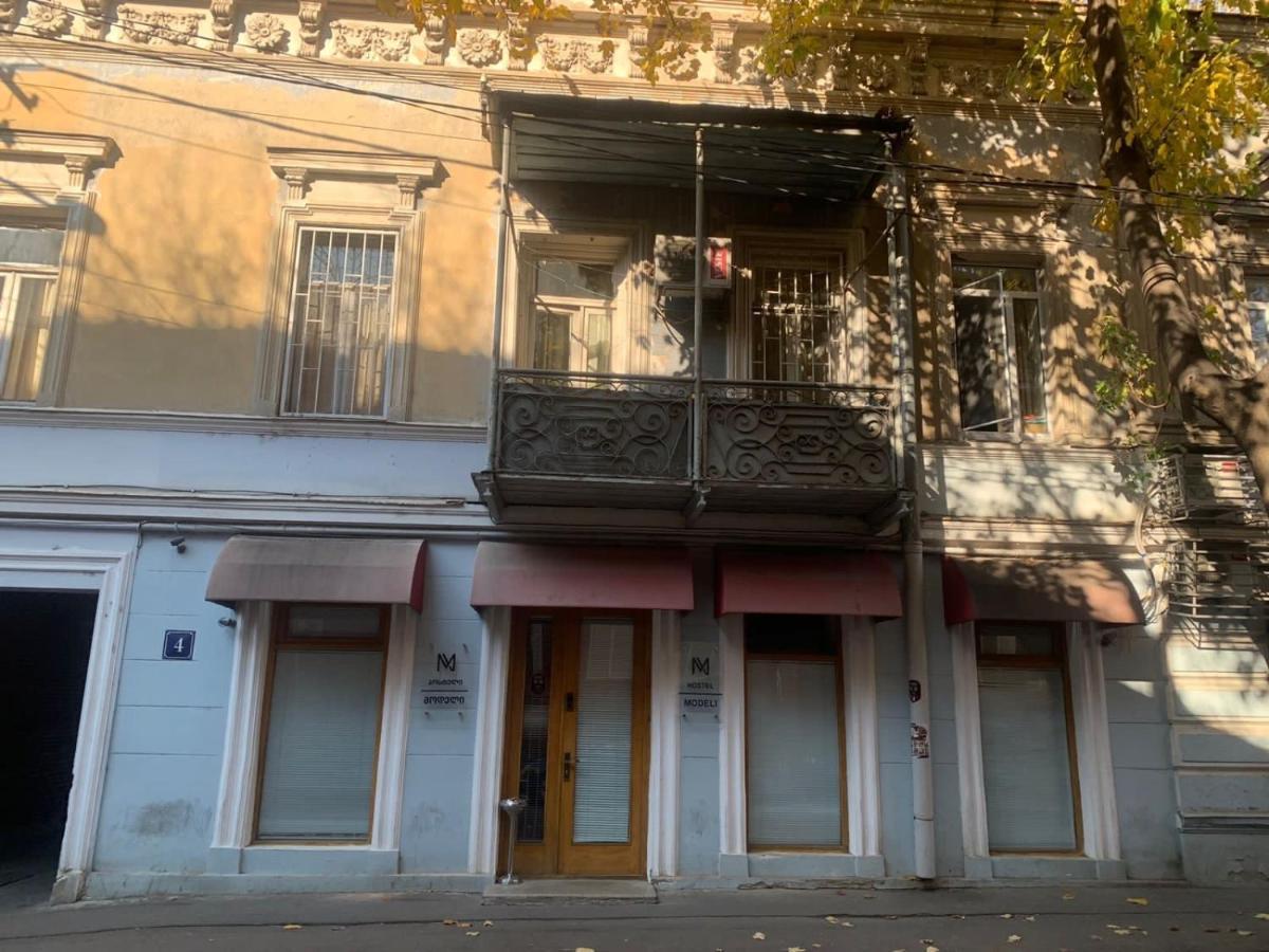 "Modeli" Hostel Tbilisi Esterno foto